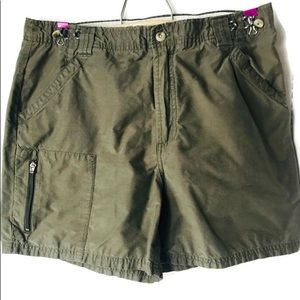 Columbia Women's Shorts Size 12 Hiking Green